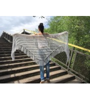 Gray knit shawl Fringe Knitted shawl Chunky shawl wrap Oversized gray shawl Wool shawl wrap Triangle knit scarf Dark gray wrap scarf shawl