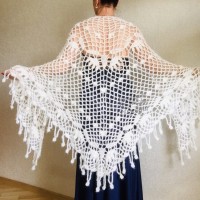 Ivory lace outlander crochet Shawl Wraps Fringe, Hand Knit faux fur festival pashmina Mother of groom gift Bridesmaid wedding triangle shawl