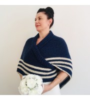 Blue Triangle  sontag shawl with button for fastening, Inspired Claire Carolina S4 Drums of Autumn Outlander Knit