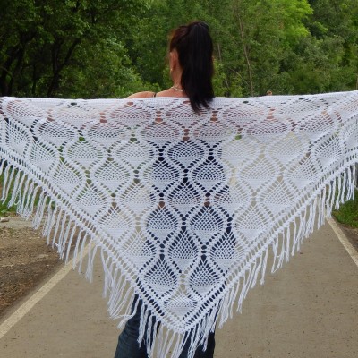 White Crochet Shawl Wraps Bridal Shawl Fringe Triangle Wedding Shawl Black Hand Knitted Wraps Shawl Lace Pink Scarf Flower Big Crochet Shawl