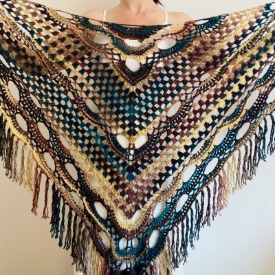 Fall wool shawl women blue violet fringe shawl gradient triangle shawl ombre shoulder shawl crochet multicolor festival shawl fall wrap